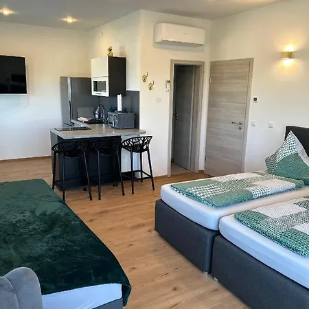 Apartment Im Sand Bad Schönborn Esterno foto